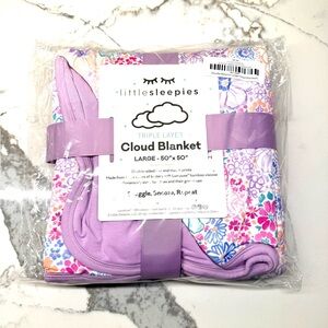 Little sleepies, doodle blooms, large cloud blanket